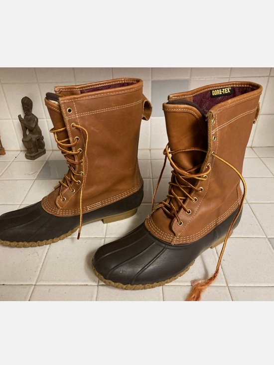 L.L. Bean Other - Vintage LL Bean Duck Boots Men Size 12 tall lace up Gortex Thinsulate